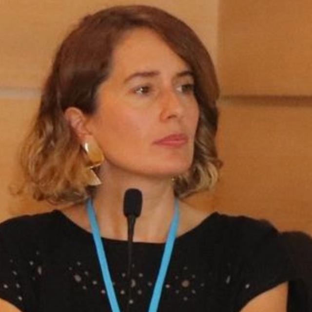 Dr. Esra Kabaklarlı